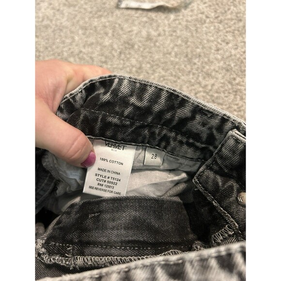 Vervet Mom Jeans Size 28 X 26" Inseam Distressed Denim Raw Hems‎ Gray - Picture 6 of 7